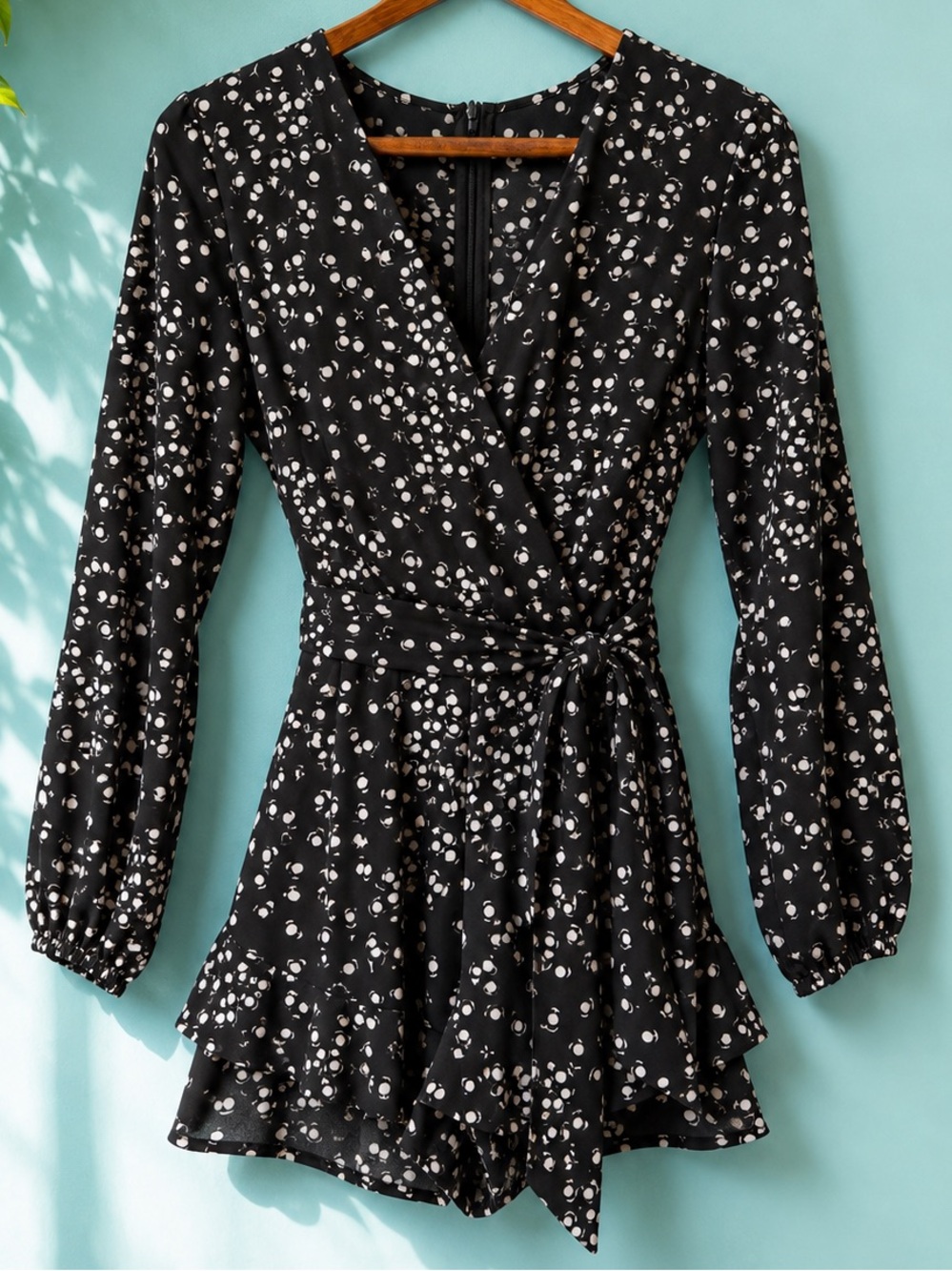 Black White Polka Dot Faux Wrap Romper Tie Back Long Sleeve Ruffle Hem Large